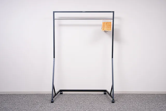 ハンガーラックの写真